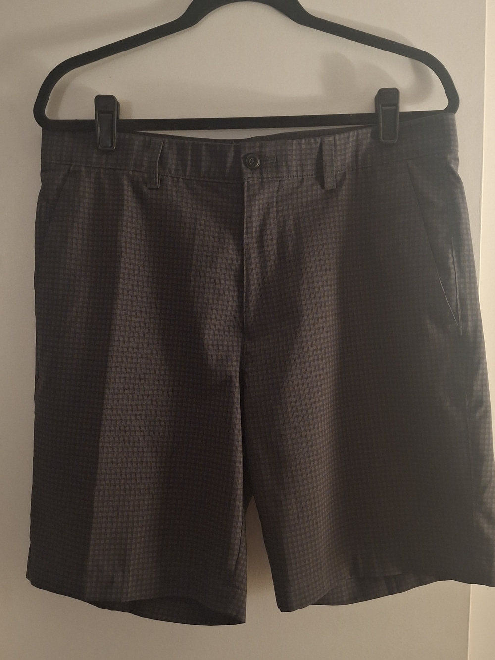 PGA Tour Men's Gray Micro-Check Flat Front Shorts
